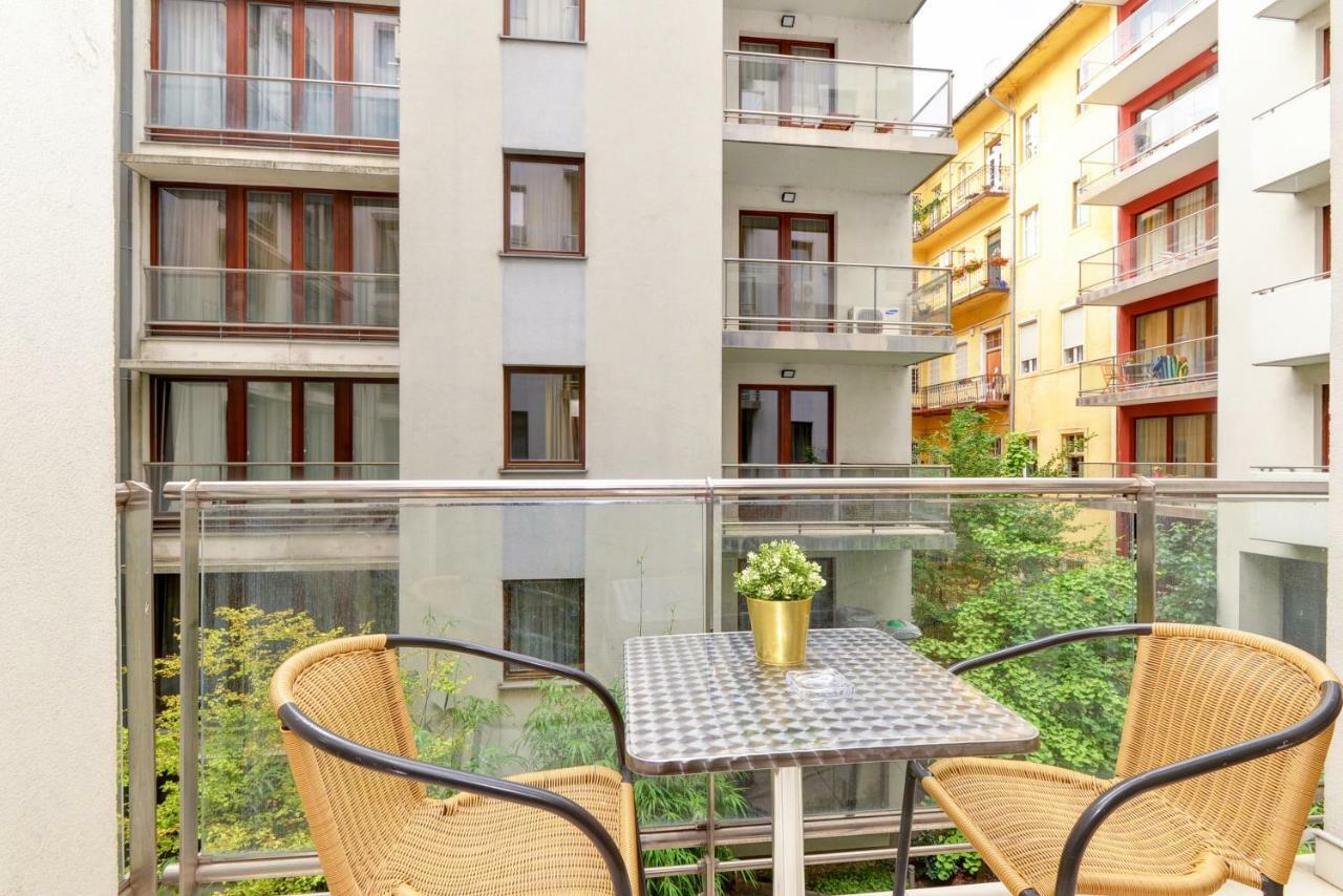 Quality Point Apartments 0-24 Reception Budapest Ngoại thất bức ảnh
